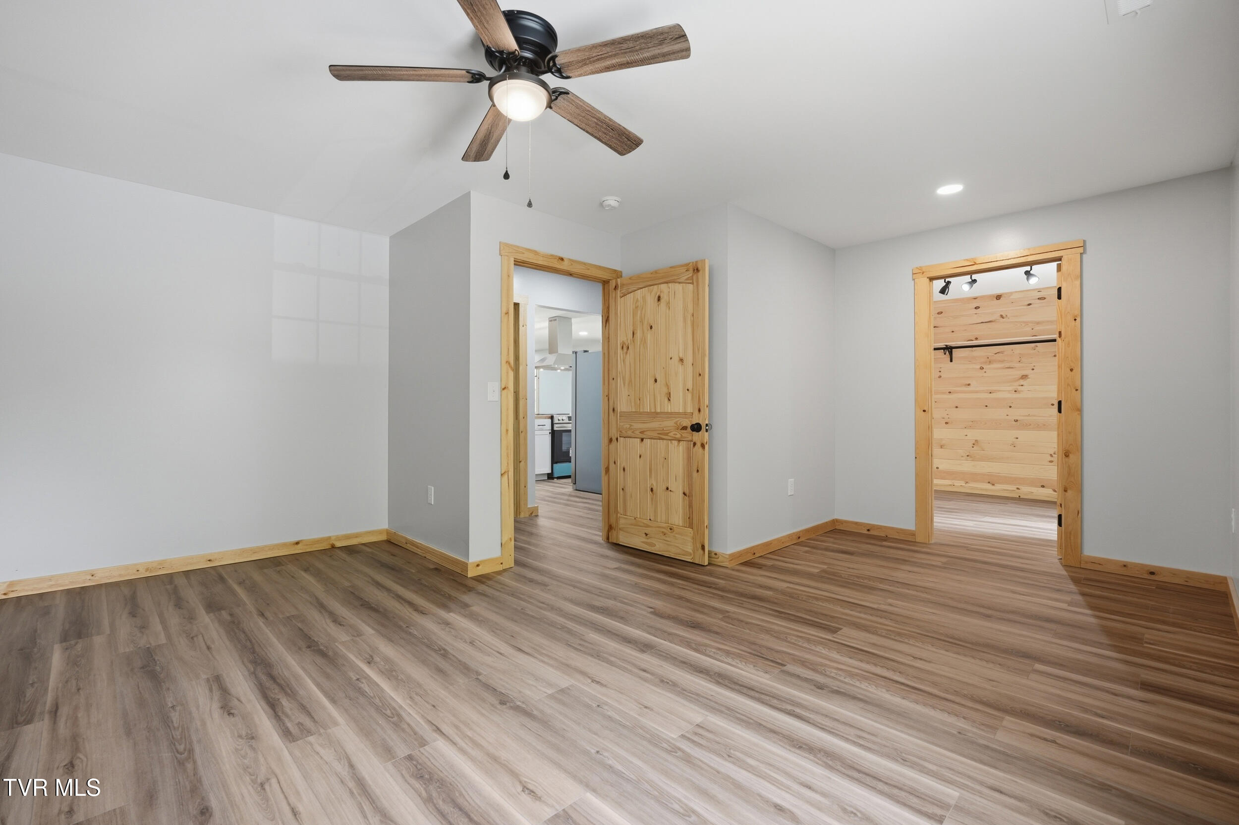 14722 Bull Run Road Coeburn, VA 24230 - Photo 22 of 37 7_14722 bull run rd-11