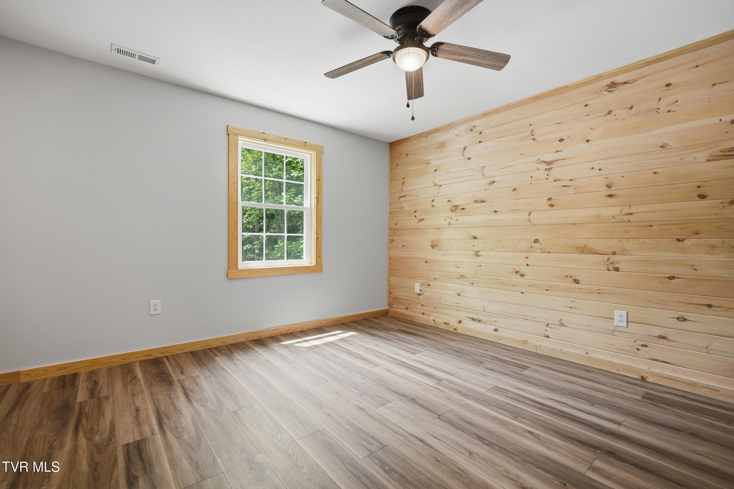14722 Bull Run Road Coeburn, VA 24230 - Photo 23 of 37 8_14722 bull run rd-10