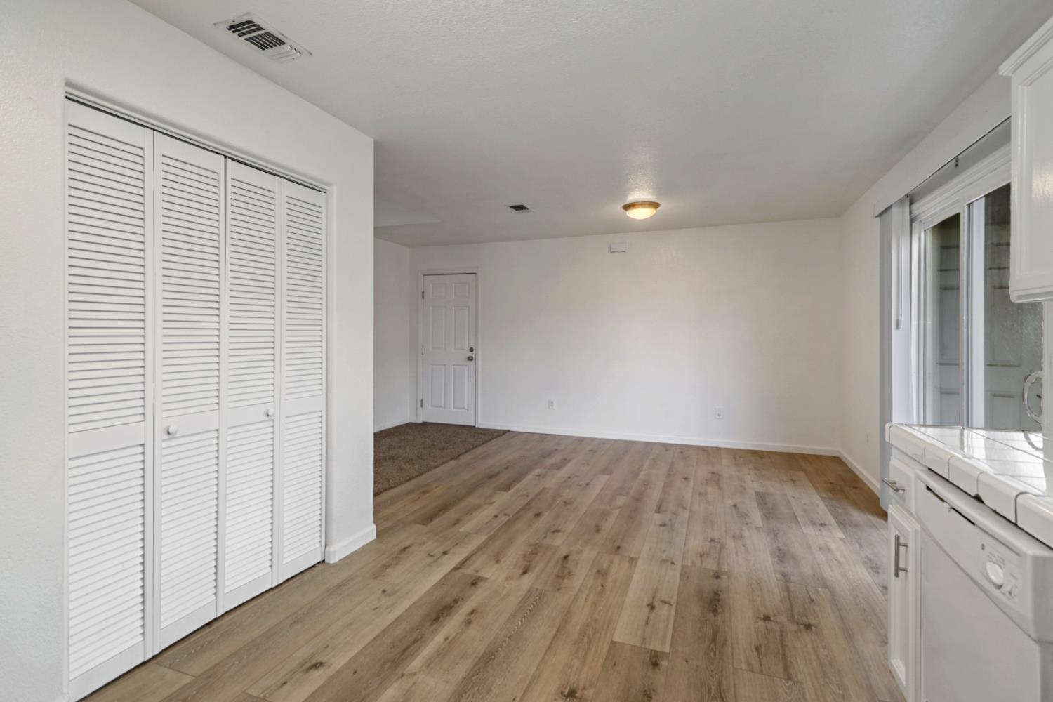 125 Ford Road Sacramento, CA 95838 - Photo 13 of 39