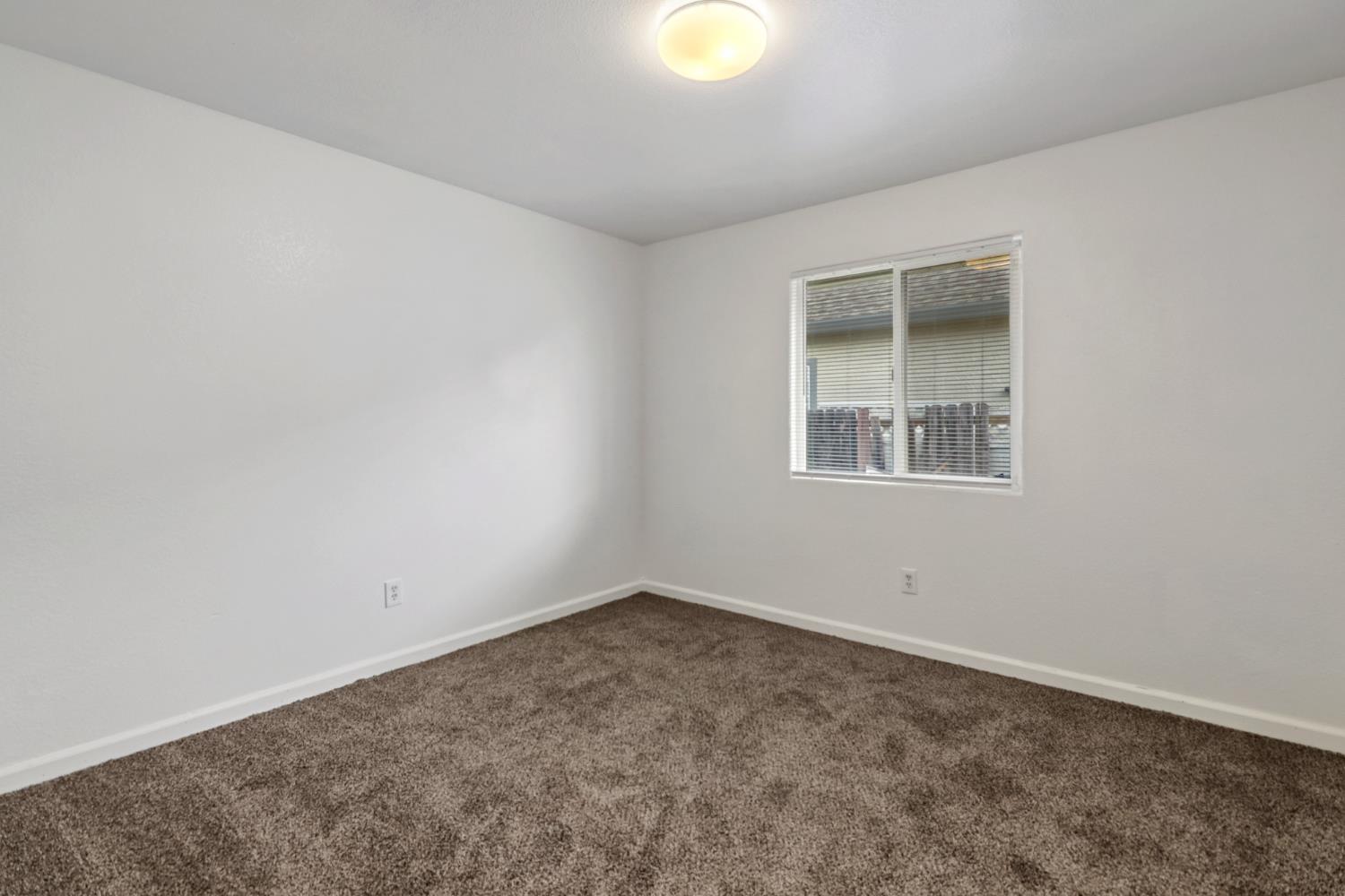 125 Ford Road Sacramento, CA 95838 - Photo 24 of 39