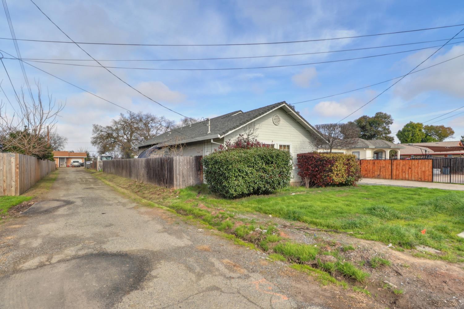 125 Ford Road Sacramento, CA 95838 - Photo 37 of 39