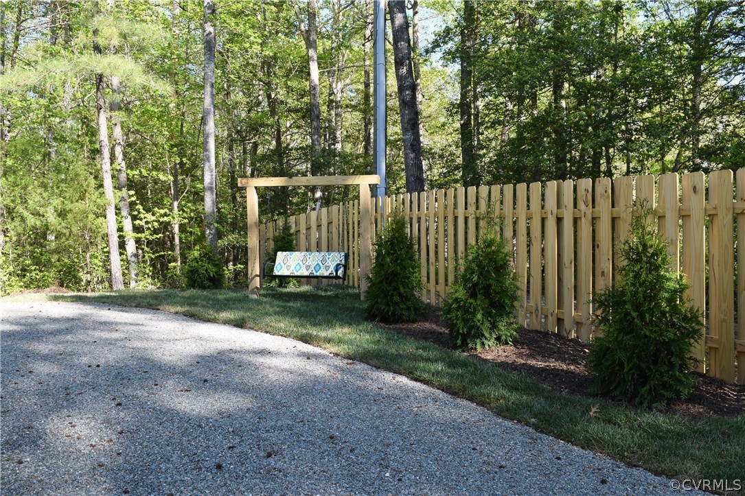 4830 Roxbury Road Charles City, VA 23030 - Photo 4 of 29 Gallery Image 4