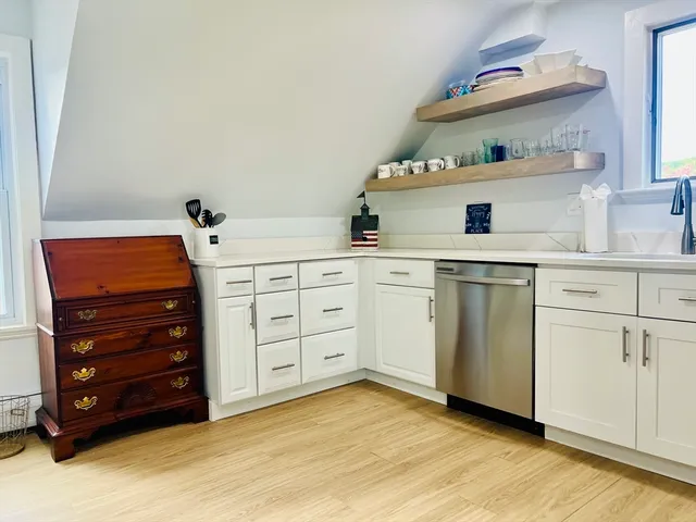 $599,000 | 30 Chapel Street, Unit B, Gloucester, MA 01930