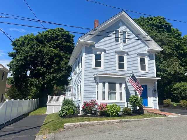 $599,000 | 30 Chapel Street, Unit B, Gloucester, MA 01930