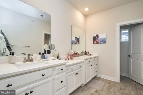 $3,600 | 2269 Woodland Gap Terrace, Unit 16, Herndon, VA 20171