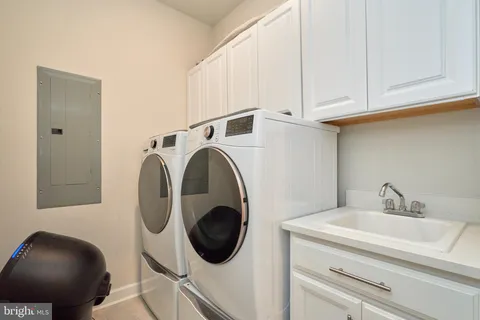 $3,600 | 2269 Woodland Gap Terrace, Unit 16, Herndon, VA 20171