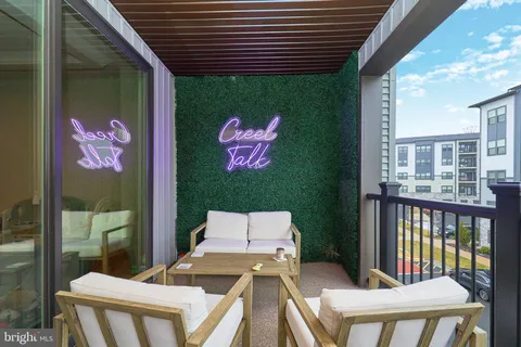 $3,600 | 2269 Woodland Gap Terrace, Unit 16, Herndon, VA 20171