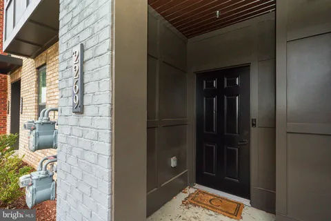 $3,600 | 2269 Woodland Gap Terrace, Unit 16, Herndon, VA 20171
