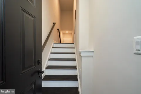 $3,600 | 2269 Woodland Gap Terrace, Unit 16, Herndon, VA 20171