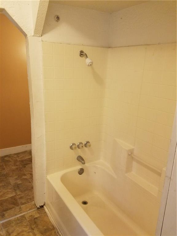 2522 Adams Street Indianapolis, IN 46218 - Photo 5 of 9