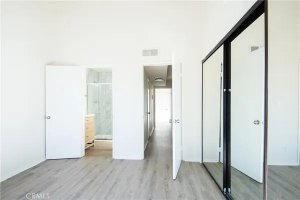 $3,250 | 458 Riverdale Drive, Glendale, CA 91204