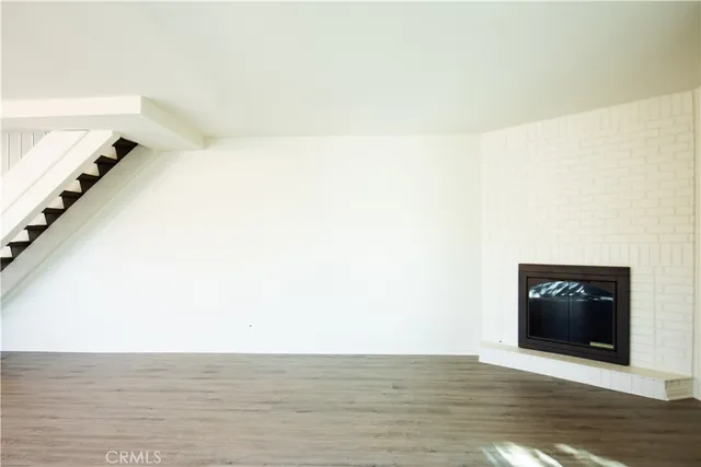 $3,500 | 458 Riverdale Drive, Glendale, CA 91204