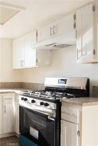 $3,500 | 458 Riverdale Drive, Glendale, CA 91204