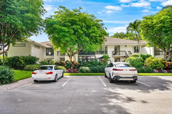 $4,200 | 3660 North Quail Ridge Drive, Boynton Beach, FL 33436