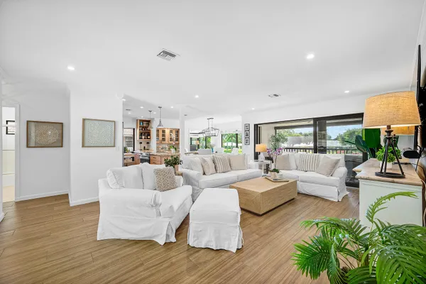 $4,200 | 3660 North Quail Ridge Drive, Boynton Beach, FL 33436