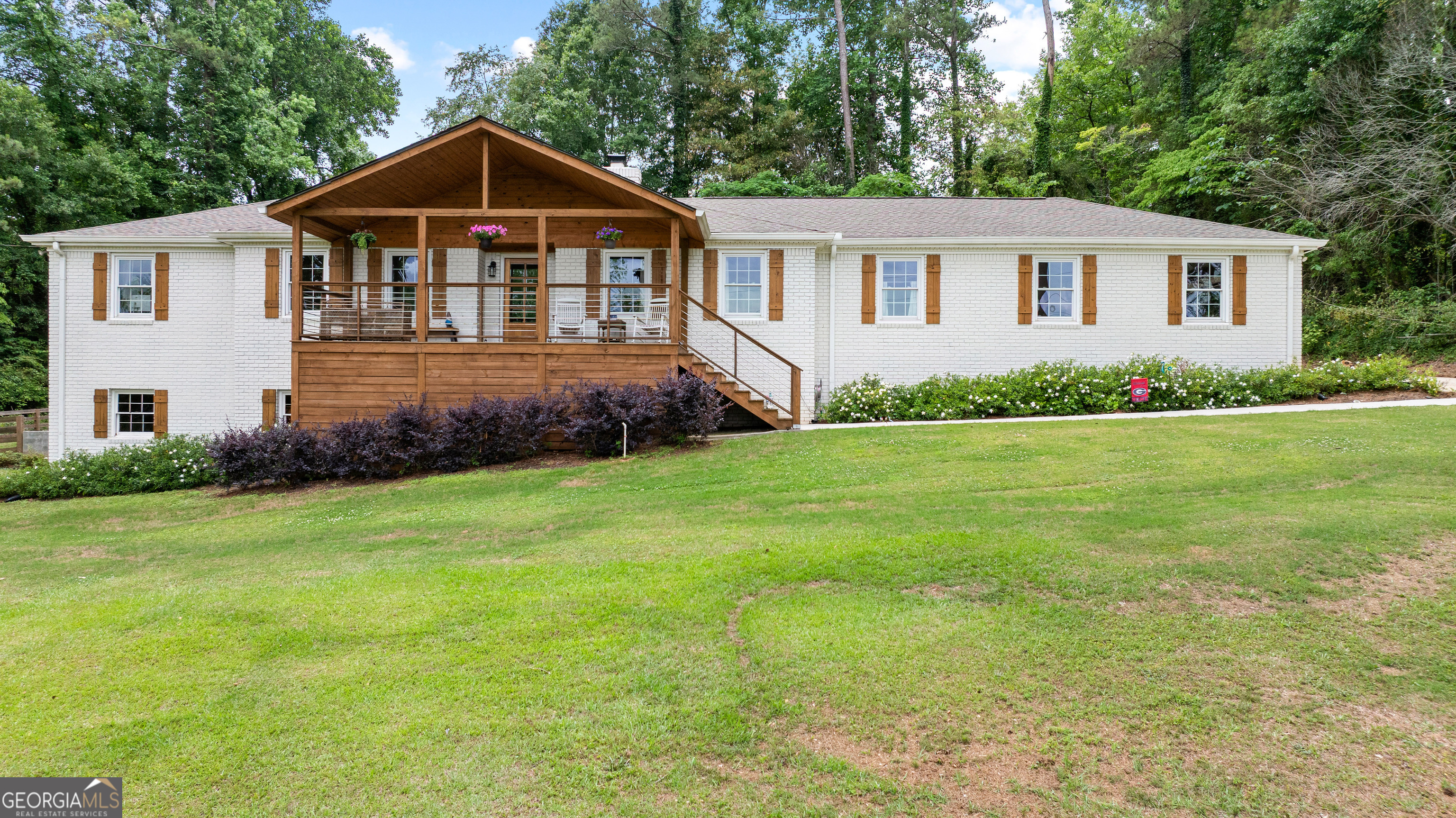29 Red Bud Trail Newnan, GA 30263 - Photo 1 of 60
