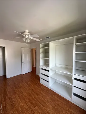 $5,499 | 12 Green Lane, Levittown, NY 11756