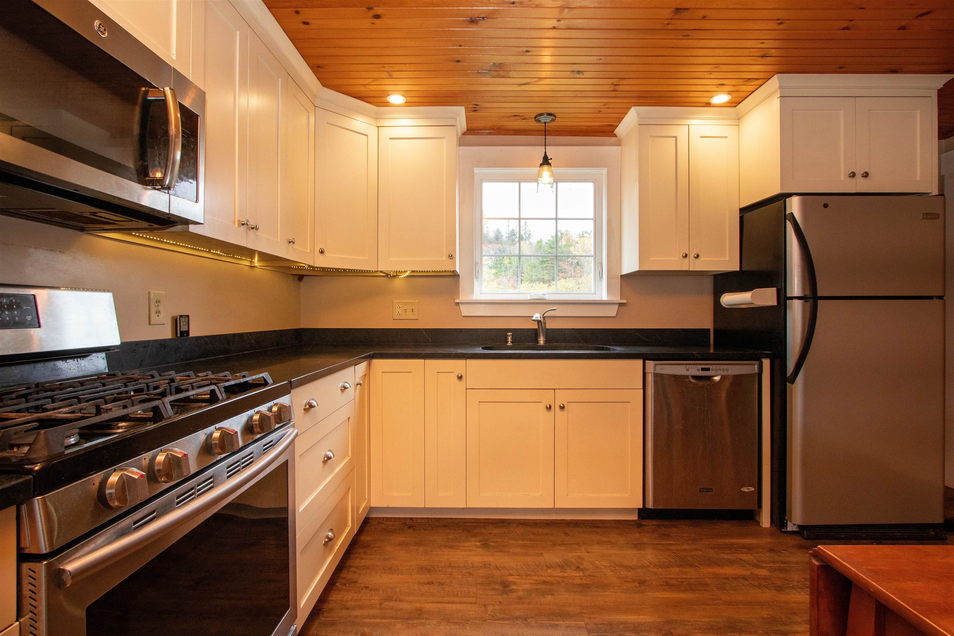 391 Bimson Drive Barnet, VT 05821 - Photo 8 of 60