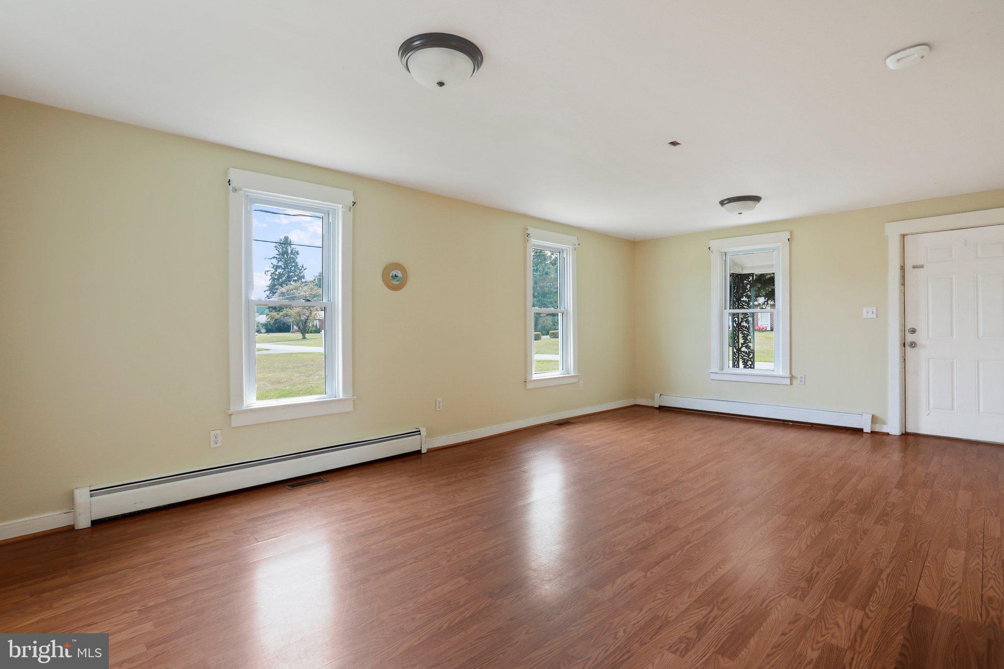 12931 Point Salem Road Hagerstown, MD 21740 - Photo 8 of 33 Gallery Image 8
