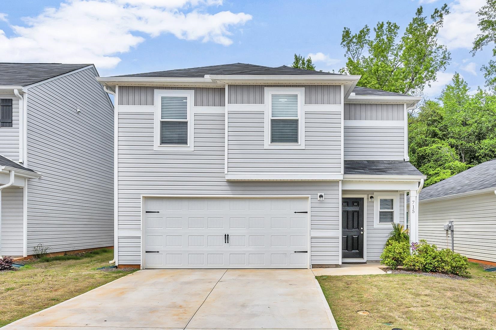 715 Wayfinder Run Inman, SC 29349 - Photo 1 of 17