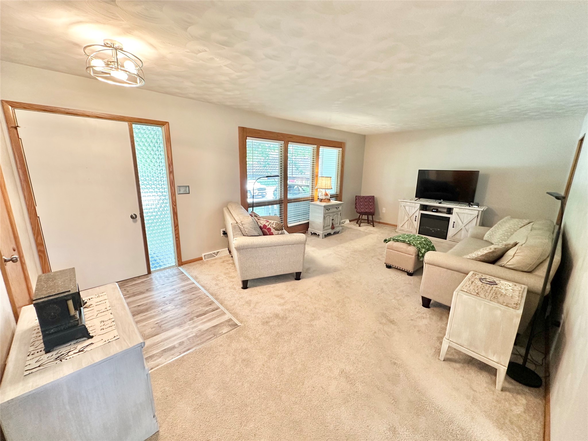 2524 Saltsman Road Erie, PA 16510 - Photo 9 of 48 Gallery Image 9