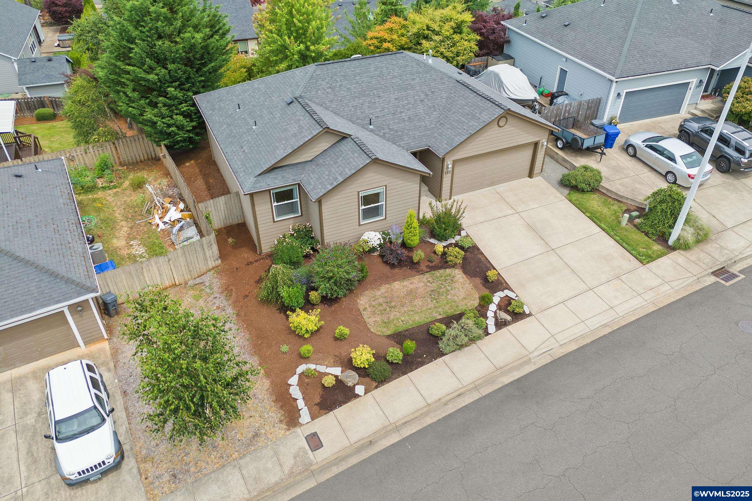 285 Summit View Avenue Southeast Salem, OR 97306 - Photo 4 of 35 Gallery Image 4