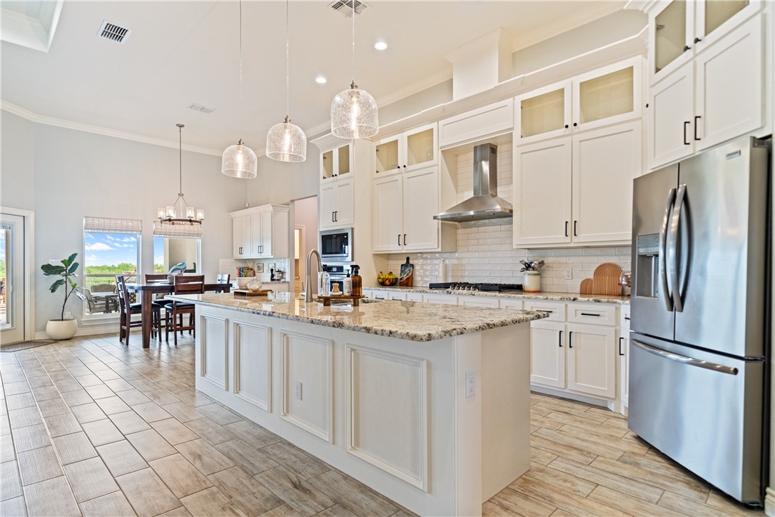 4041 Ranch Lake Drive Corpus Christi, TX 78413 - Photo 17 of 40