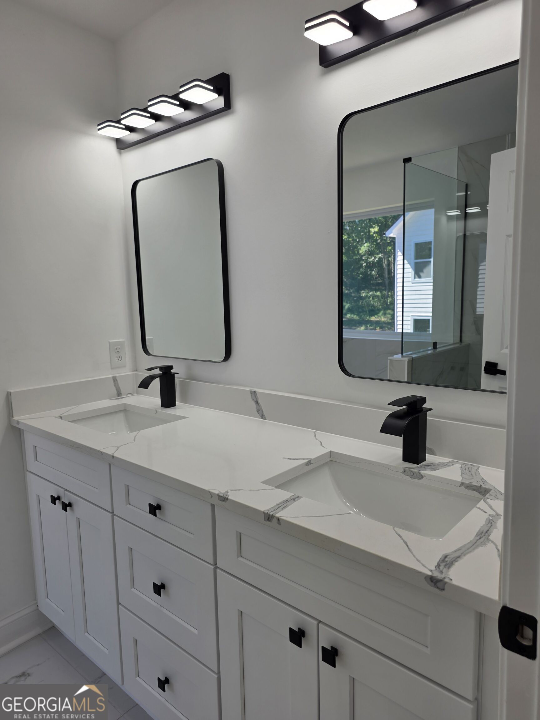 1013 South Gordon Road Austell, GA 30168 - Photo 35 of 91 Gallery Image 35