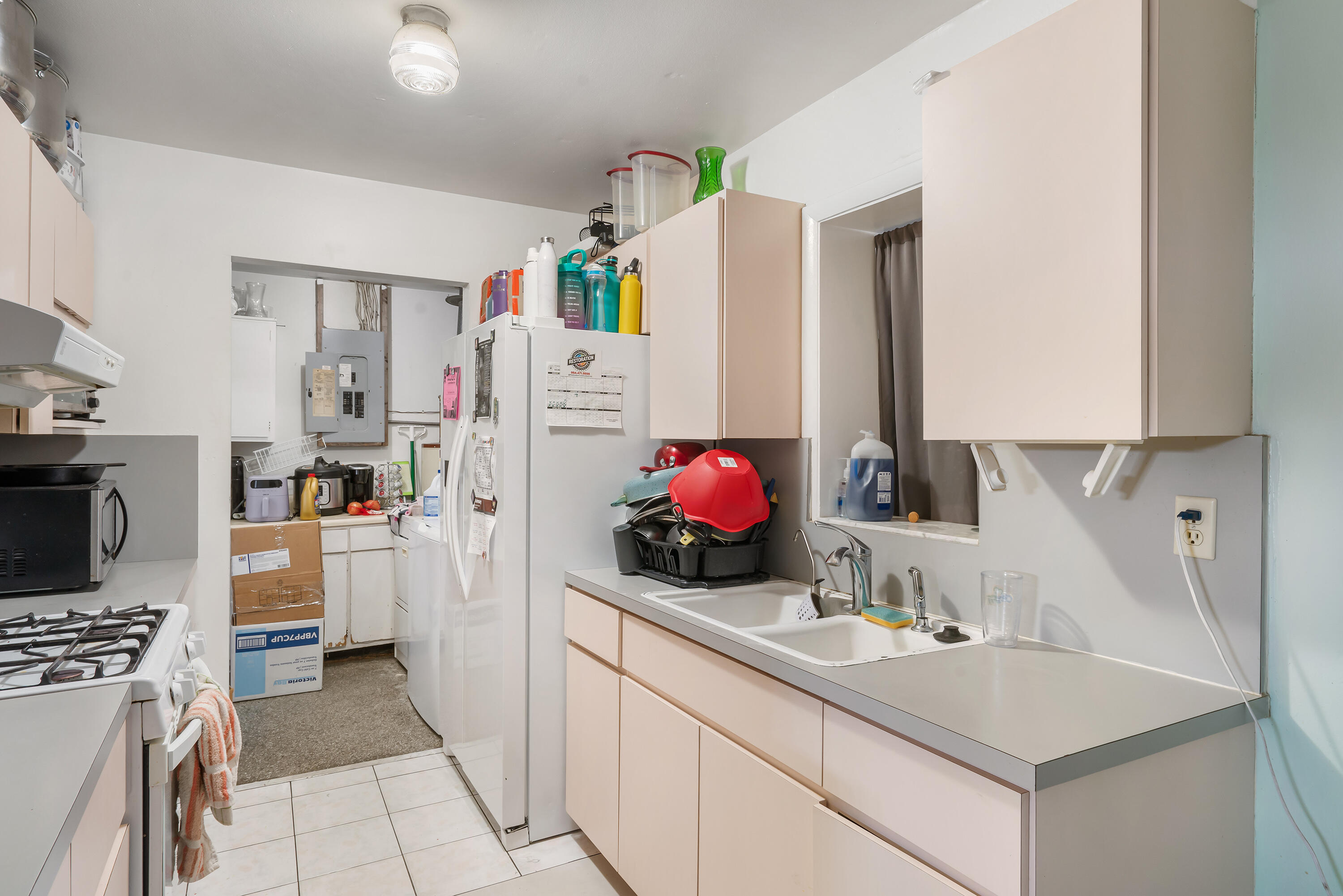1500 West 12th Court Riviera Beach, FL 33404 - Photo 8 of 26 1500W12thCt-RivieraBeach2-3