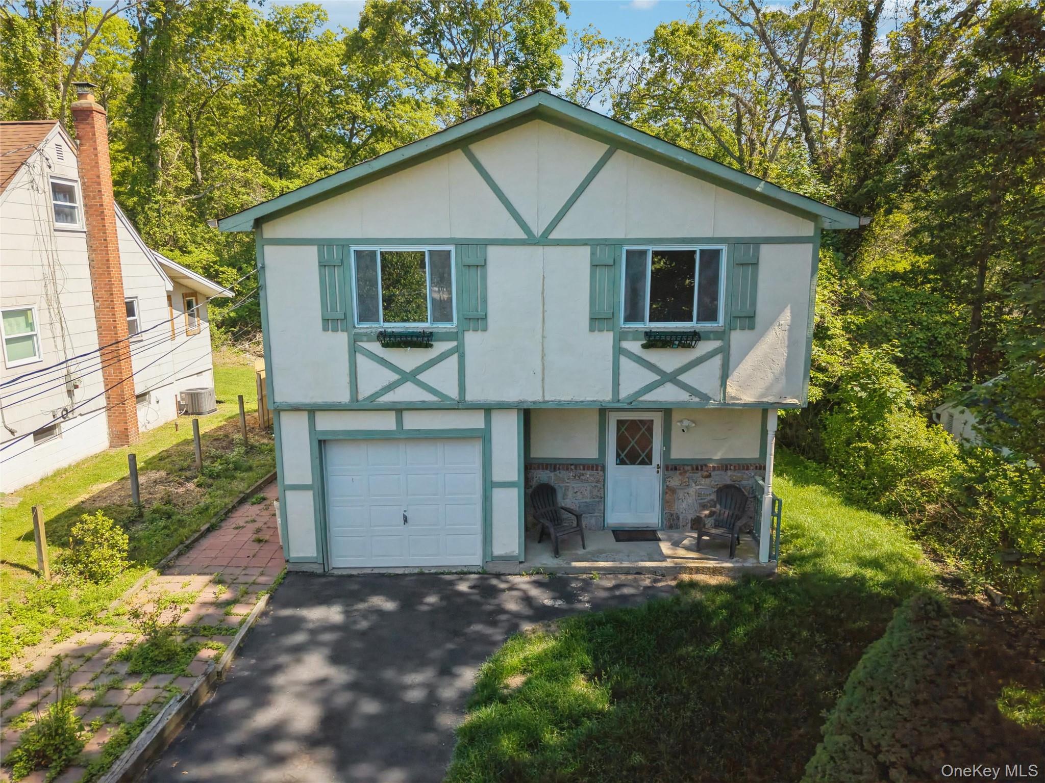 244 Lakeside Trail Ridge, NY 11961 - Photo 34 of 42