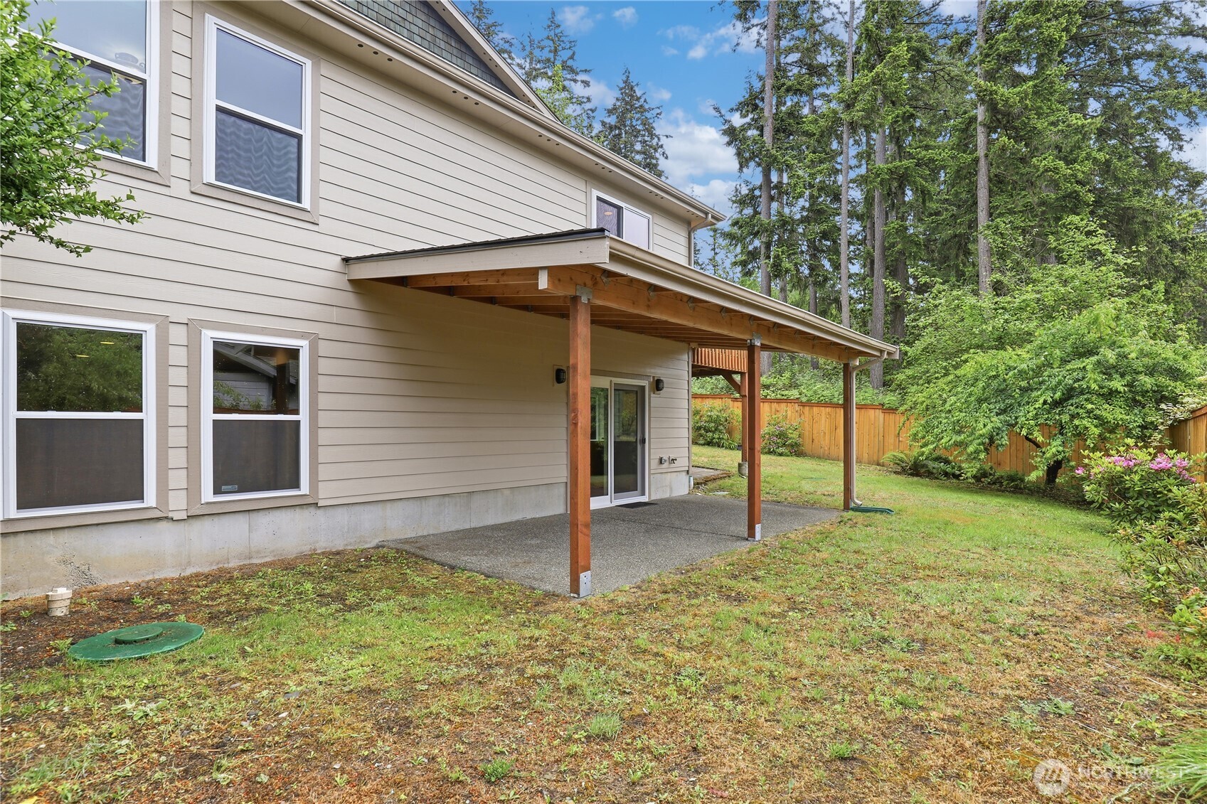 1963 Northwest Rampart Ridge Court Bremerton, WA 98311 - Photo 35 of 40