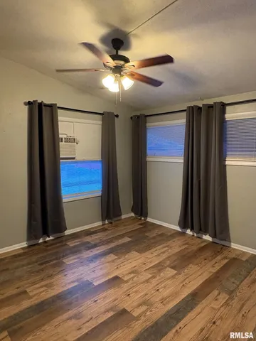 $125,000 | 1690 Elmwood Street, South Jacksonville, IL 62650