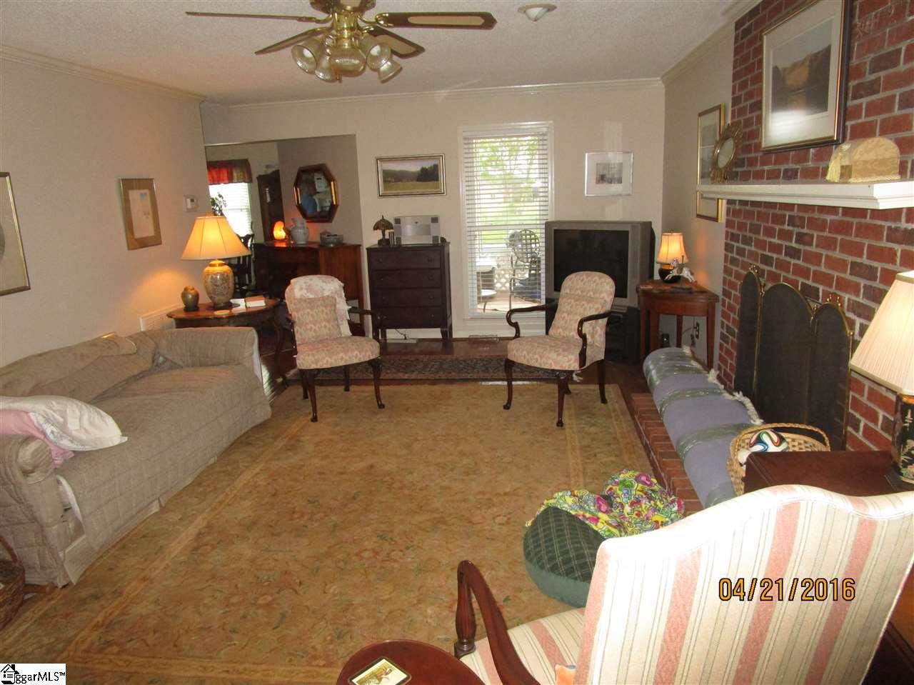 403 Pinnacle Court Easley, SC 29642 - Photo 7 of 16