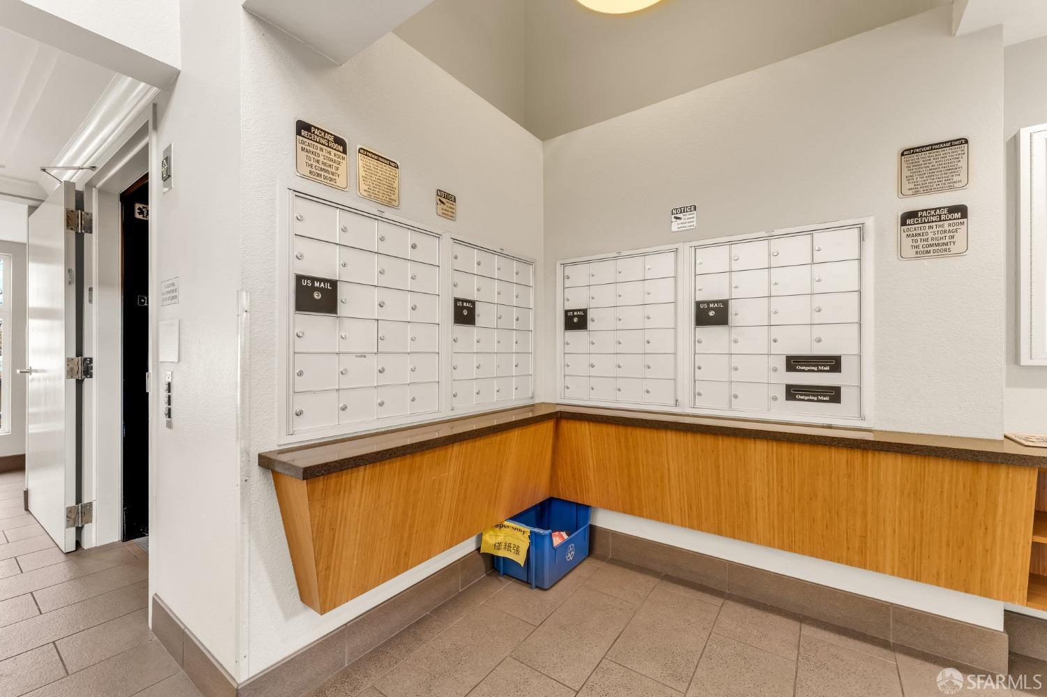 555 10th Street, Unit 102 Oakland, CA 94607 - Photo 28 of 38