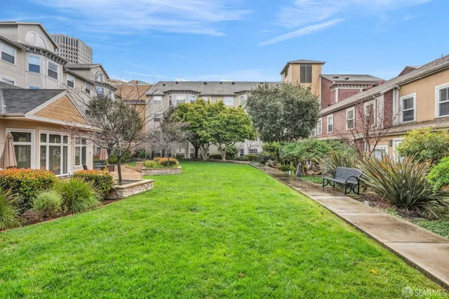 $540,000 | 555 10th Street, Unit 102, Oakland, CA 94607