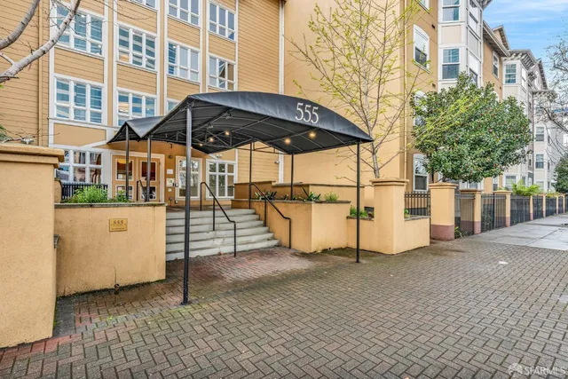 $540,000 | 555 10th Street, Unit 102, Oakland, CA 94607