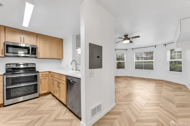 $540,000 | 555 10th Street, Unit 102, Oakland, CA 94607