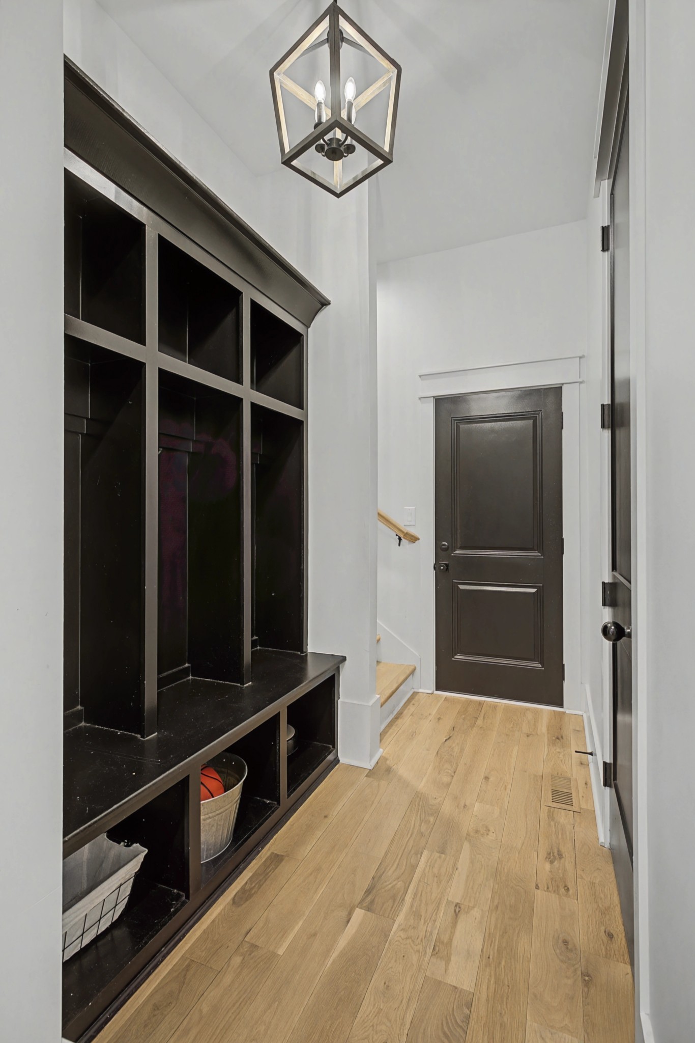 110 Squire Jones Road Bell Buckle, TN 37020 - Photo 25 of 50 a bedroom with closet