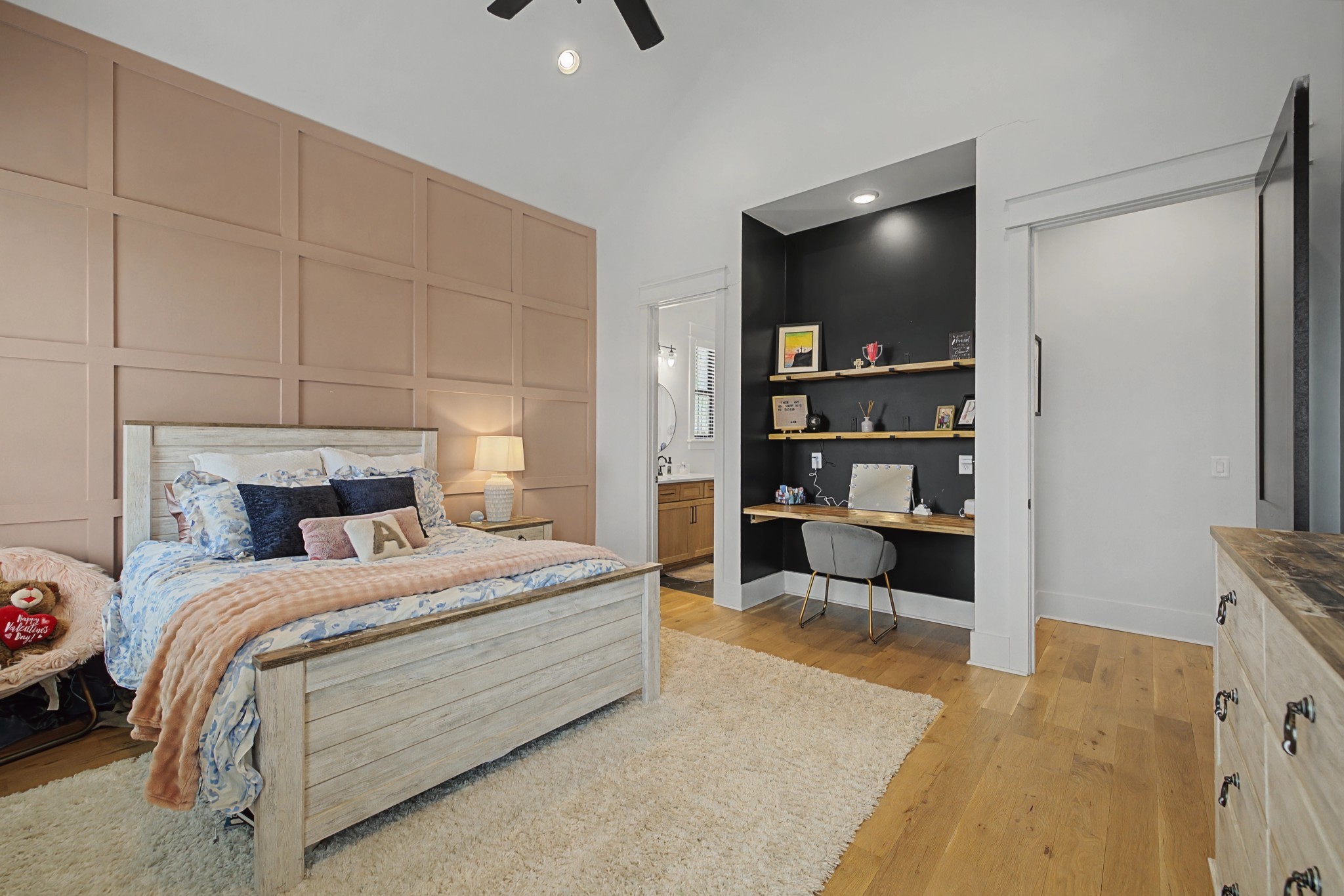 110 Squire Jones Road Bell Buckle, TN 37020 - Photo 35 of 50 a bedroom with a bed and a television