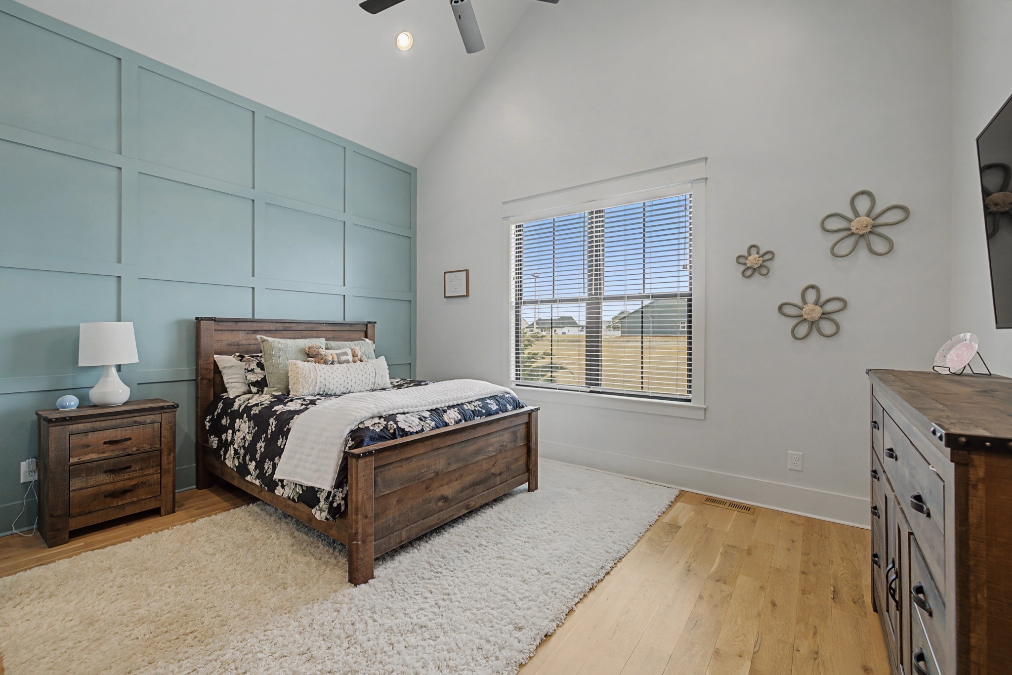 110 Squire Jones Road Bell Buckle, TN 37020 - Photo 39 of 50 a bed sitting in a bedroom next to a window