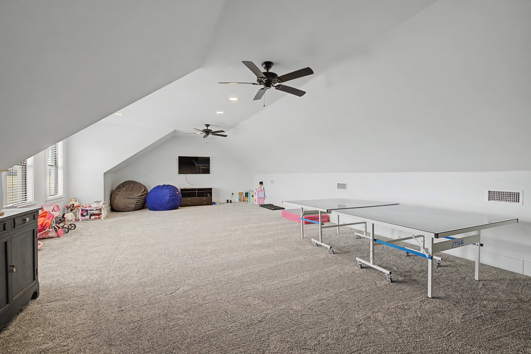 110 Squire Jones Road Bell Buckle, TN 37020 - Photo 43 of 50 a bedroom with furniture and a ceiling fan