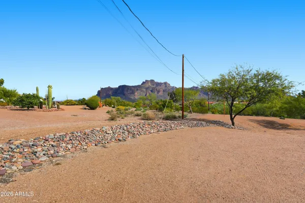 $699,000 | 710 South Muleshoe Road, Apache Junction, AZ 85119