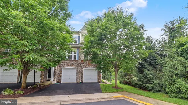 $795,888 | 42371 Trellis Square, Brambleton, VA 20148