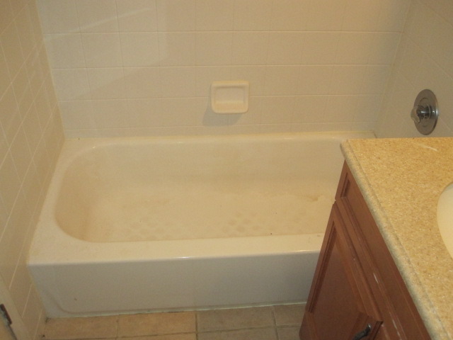 270 East Rimini Court, Unit 270 Palatine, IL 60067 - Photo 11 of 25