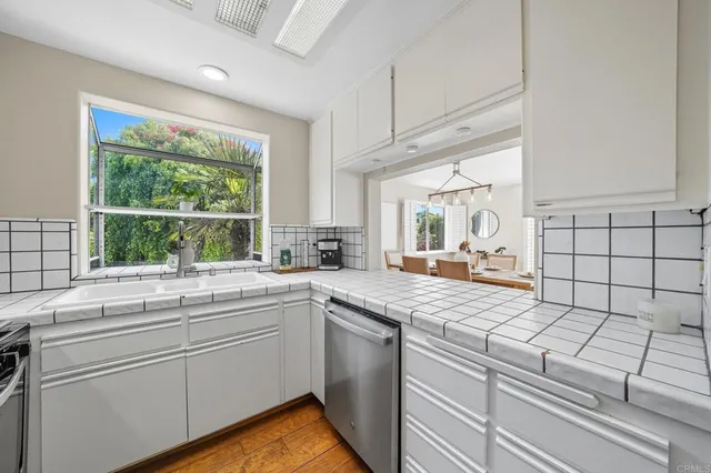 $1,675,000 | 553 A Hygeia Avenue, Encinitas, CA 92024