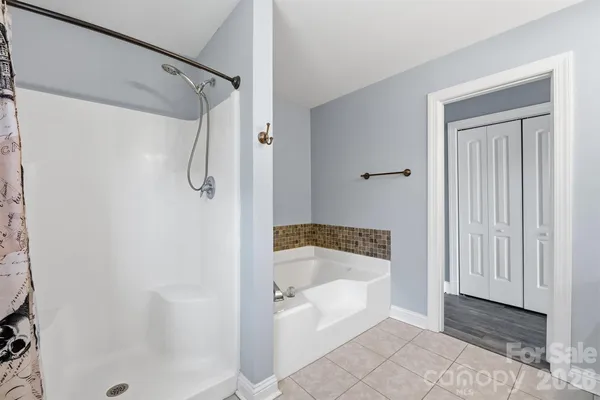 $499,999 | 193 Red Hawk Lane, Olin, NC 28660