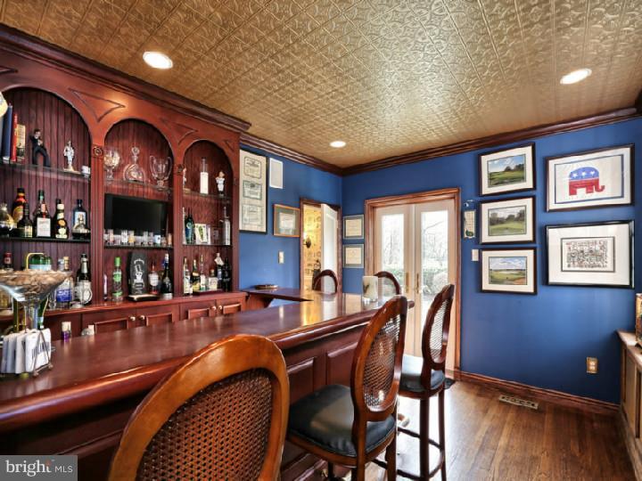 800 Golf View Road Moorestown, NJ 08057 - Photo 11 of 25 Wet Bar