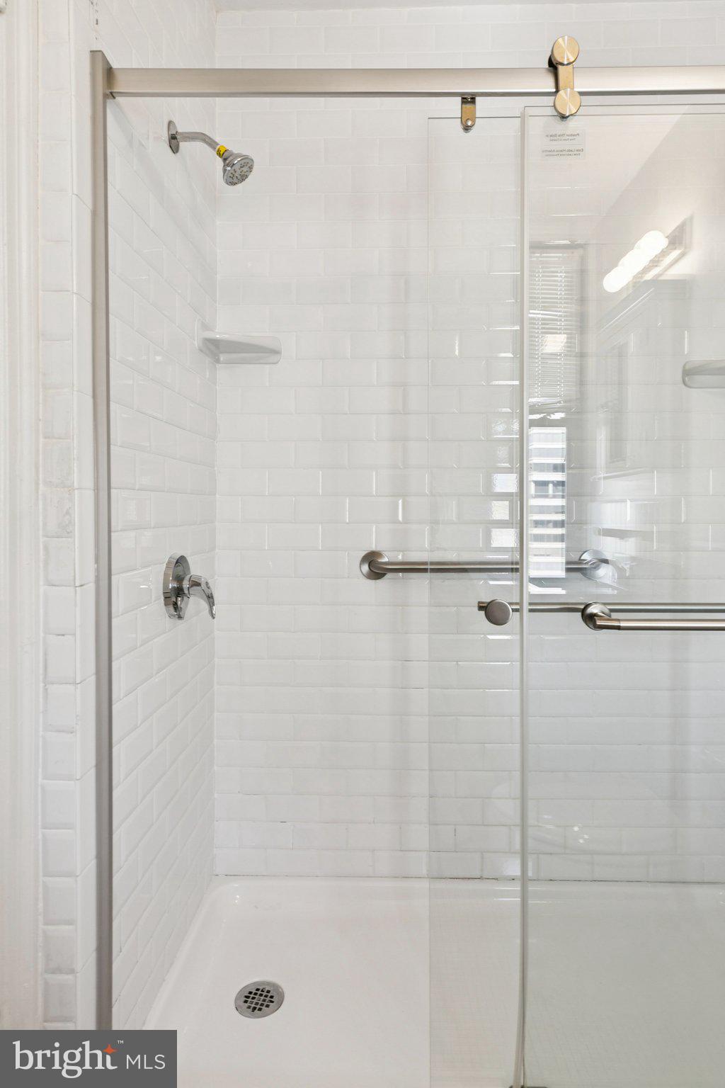 2031 Locust Street, Unit 1701 Philadelphia, PA 19103 - Photo 12 of 20