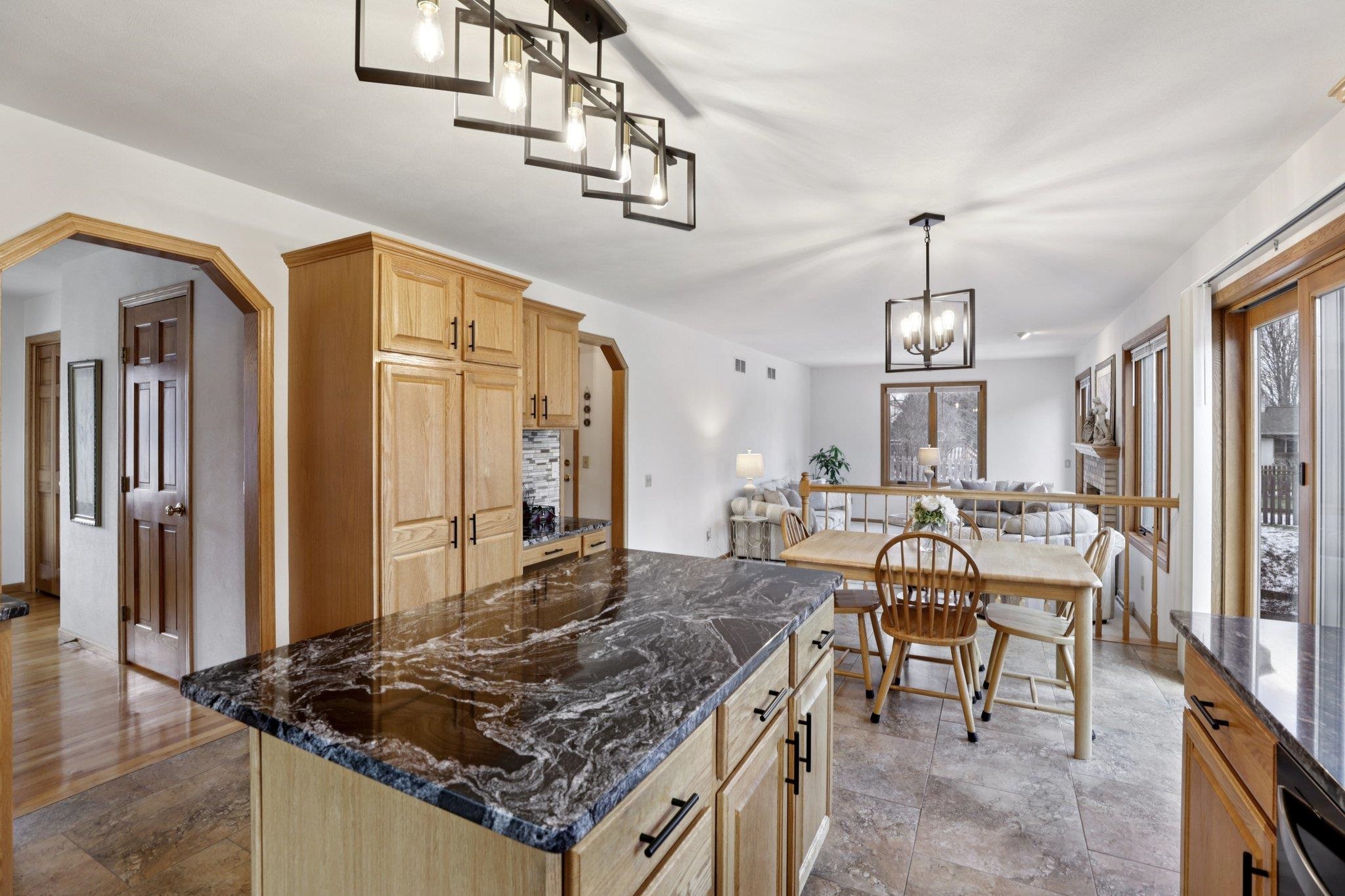 901 Innisbrook Court Waunakee, WI 53597 - Photo 12 of 72