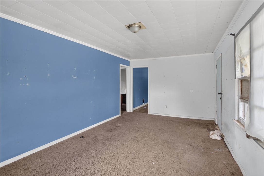 676 Marcengill Road Westminster, SC 29693 - Photo 6 of 32 Crown molding borders a paneled ceiling in a space awaiting your personal updates.
